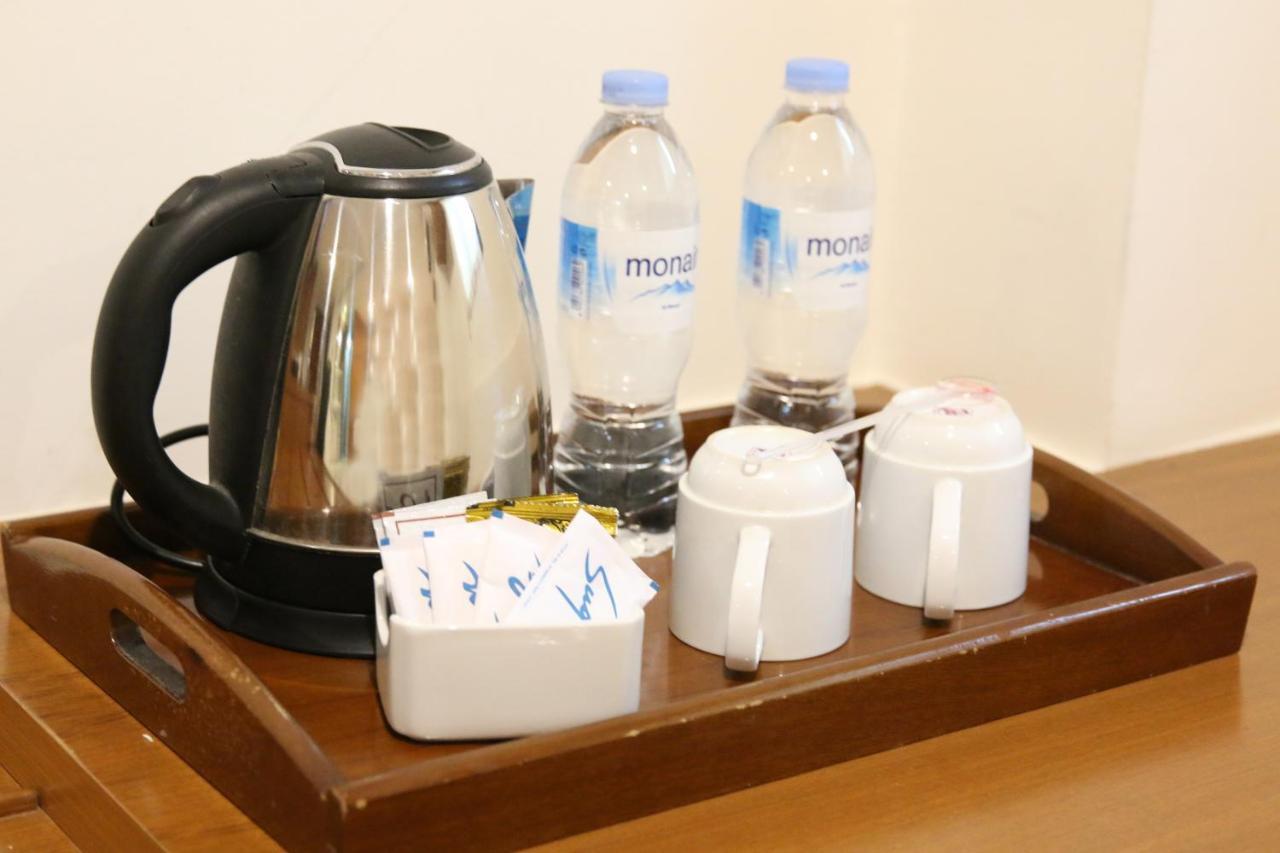 Grand Kasira Hotell Jakarta Exteriör bild