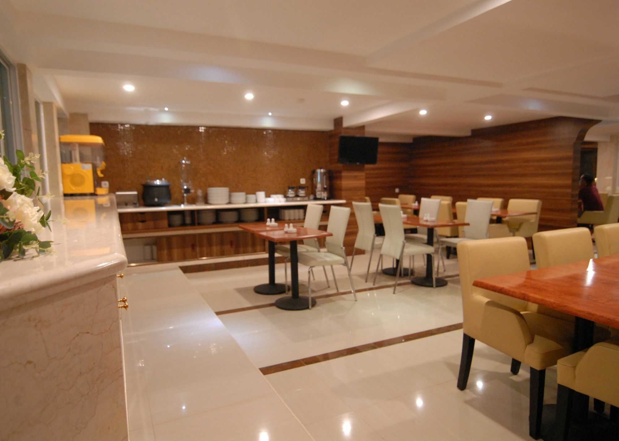 Grand Kasira Hotell Jakarta Exteriör bild